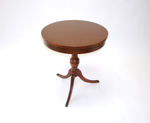 American Classic Mahogany Stand (#1155) - Vintage Affairs - Vintage By Design LLC
